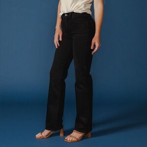 NWT Edwin Women’s Bree Stove Pipe Mid-Rise Premium Denim Jean Black Size 26